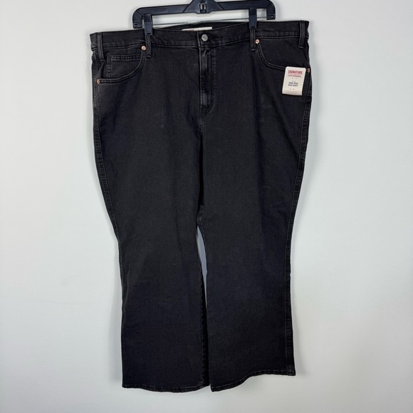 Levi's Denim - NWT high rise kick boot cut black denim jeans size 22